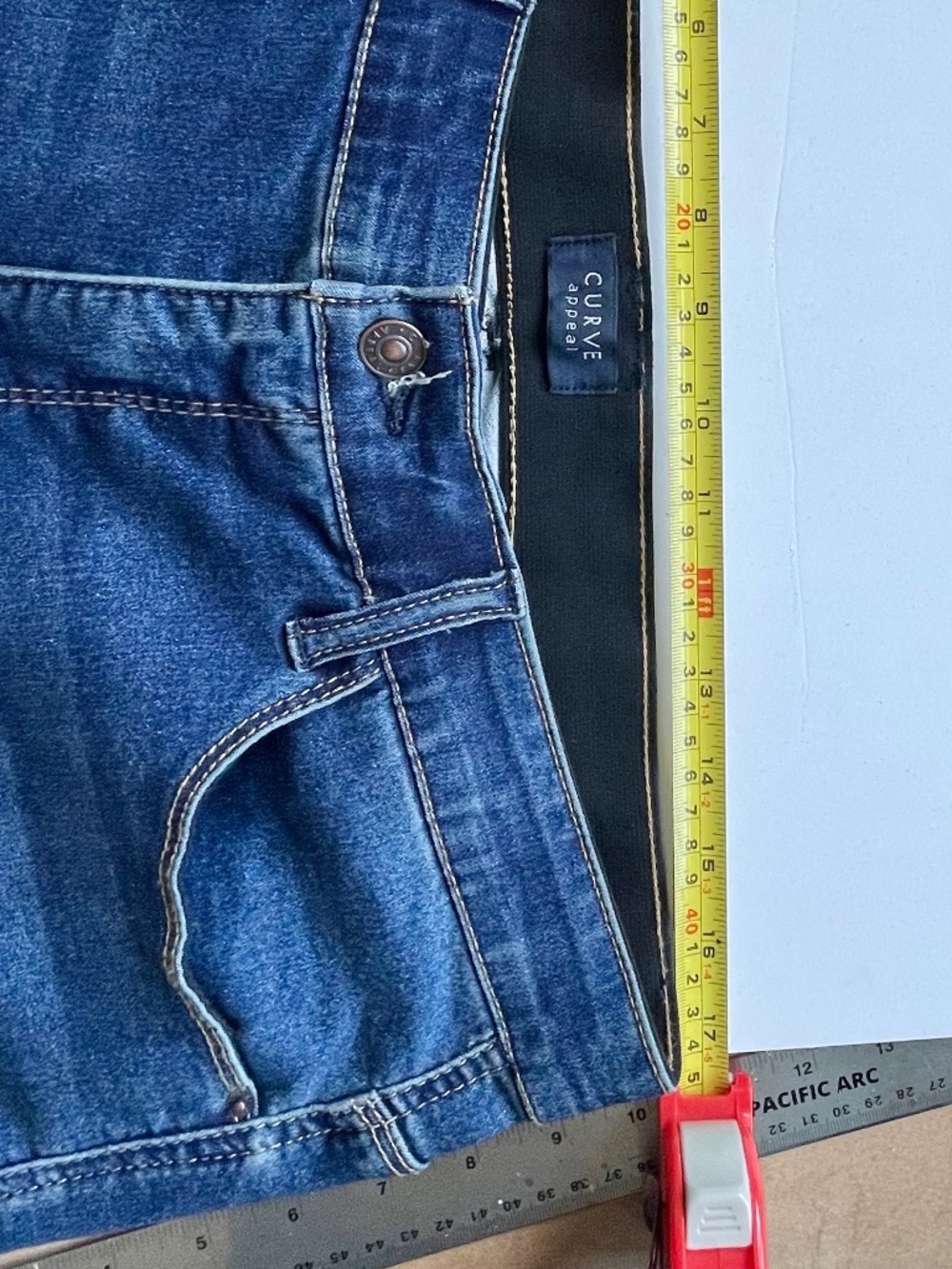Curve Appeal Jean Shorts - Picture 9 of 9